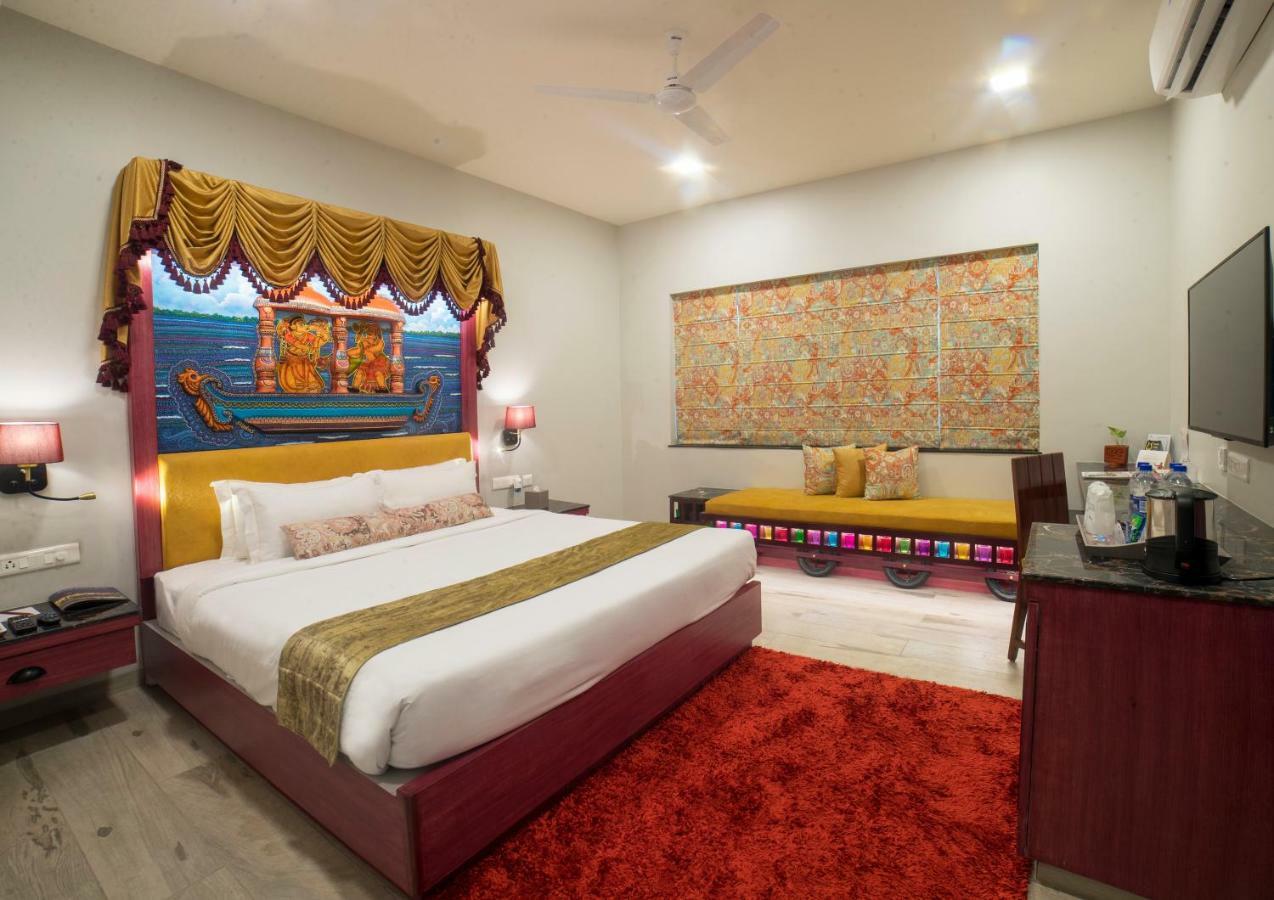 The Andhra Art & Craft Hotel Визакхапатнам Екстериор снимка